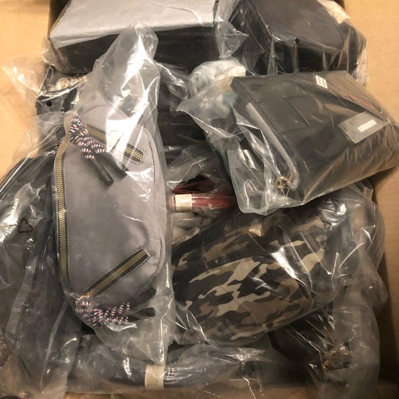 Twist Tassel Fanny Pack - Picture 3 of 3